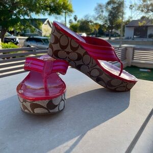 Coach Nella Women’s Pink and Red Wedge Sandals Shoes size 7 1/2